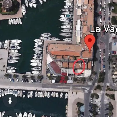 Port Apartment *