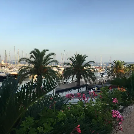 Апартаменты Port *
